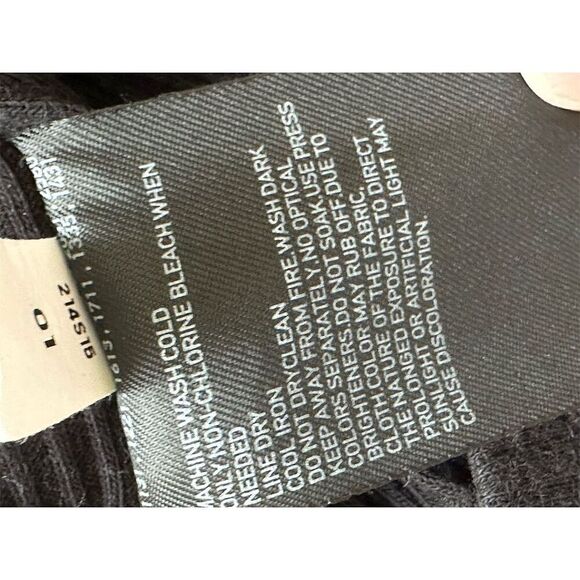 Uniqlo Women's Black Ribbed Sleeveless Tank Top Size M Casual - Picture 6 of 6